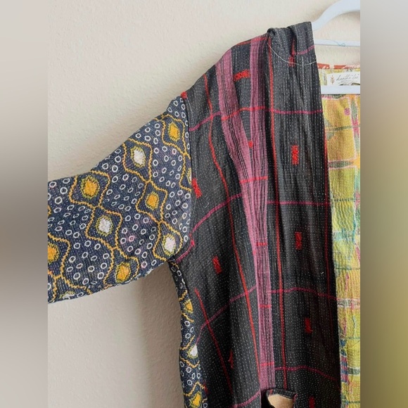 Kantha Bae Rising Sun Coat - Picture 4 of 10